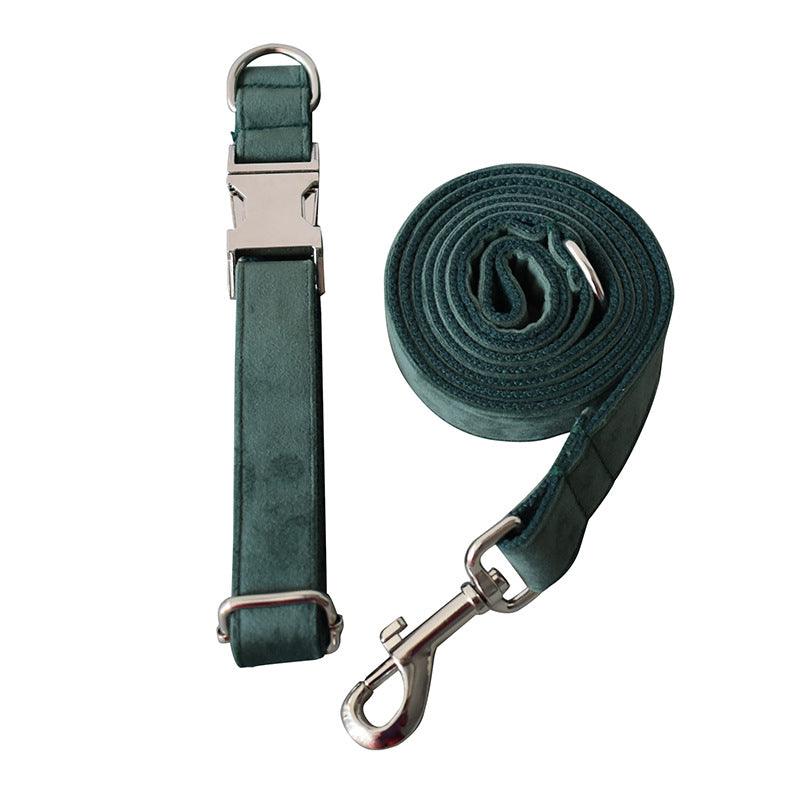Luxurious Emerald Velvet Dog Collar And Leash Set - Premium Paws